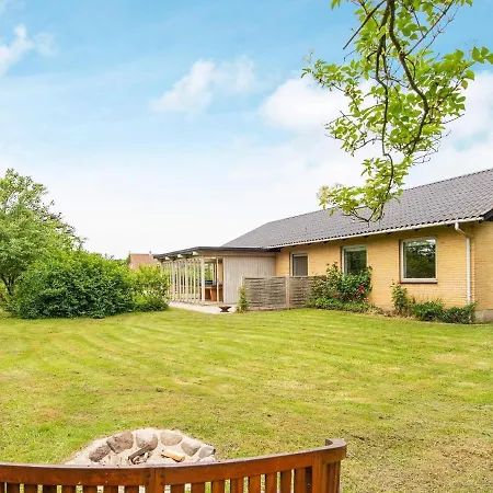 Сasa de vacaciones 8 Person In Struer-by Traum Struer